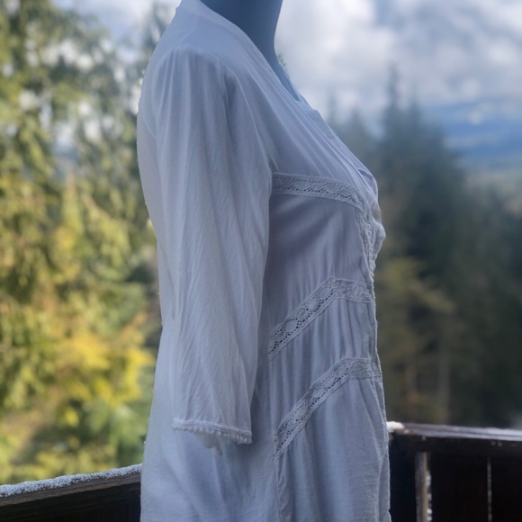 Volcom boho Lace crotchet blouse - Picture 2 of 4